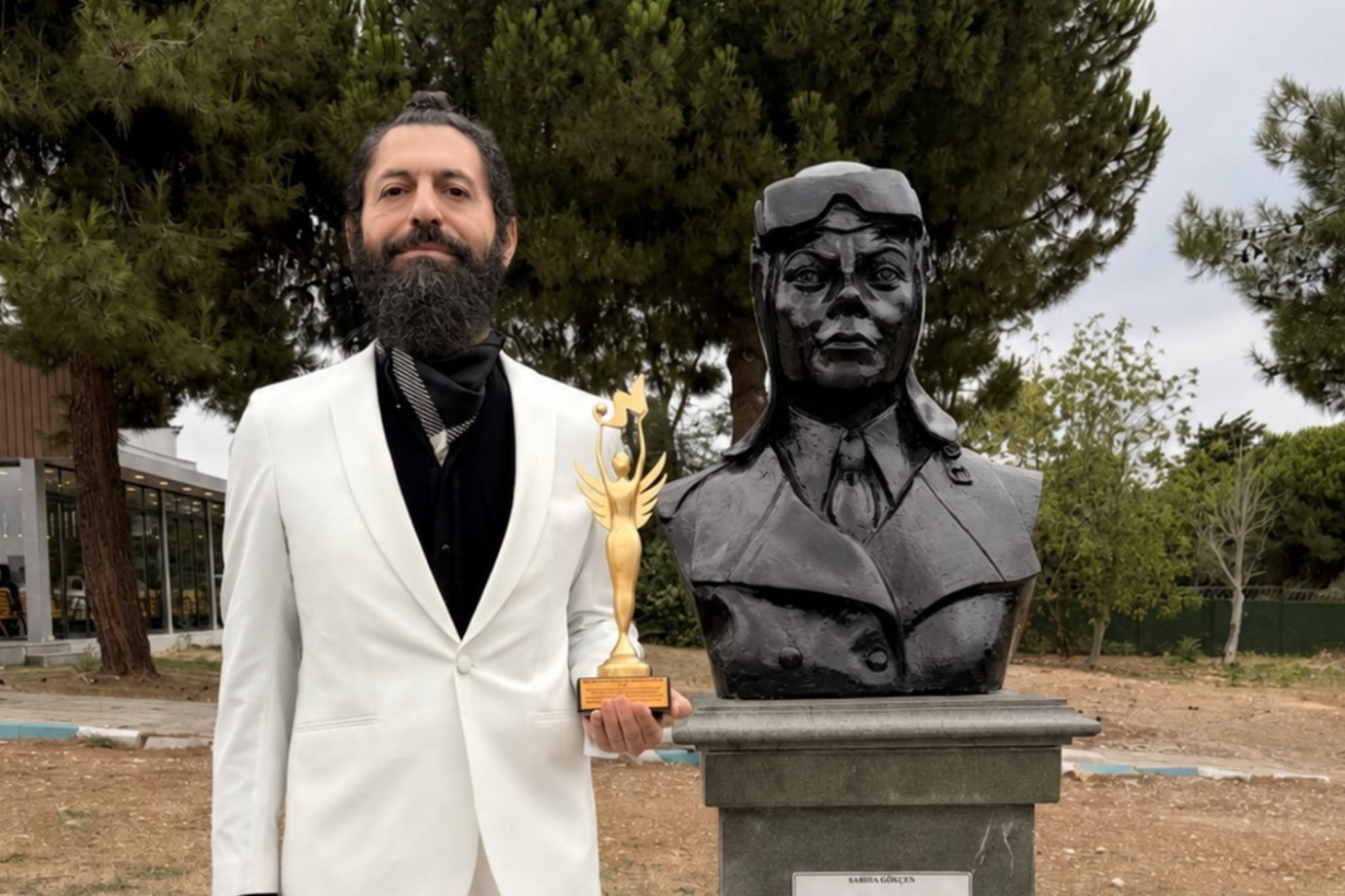 Akif Manaf Sağlık ve Barış Ödülü Sabiha Gökçen’e İthaf Edildi