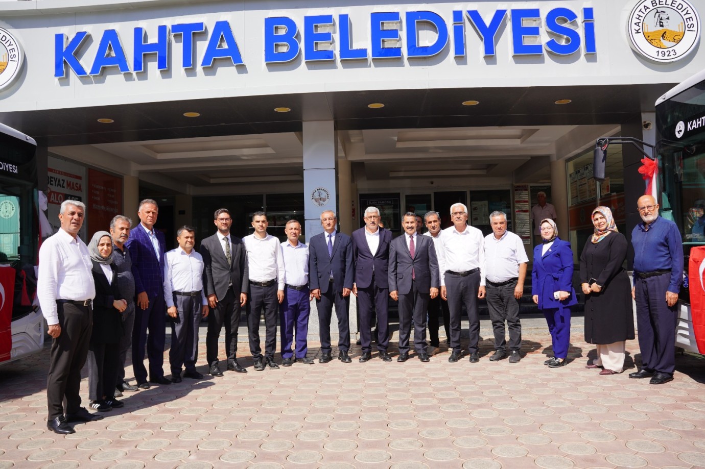 Belediye Başkanı Hallaç, Kocaeli Milletvekili Cemil Yaman’ı Kahta’da Ağırladı