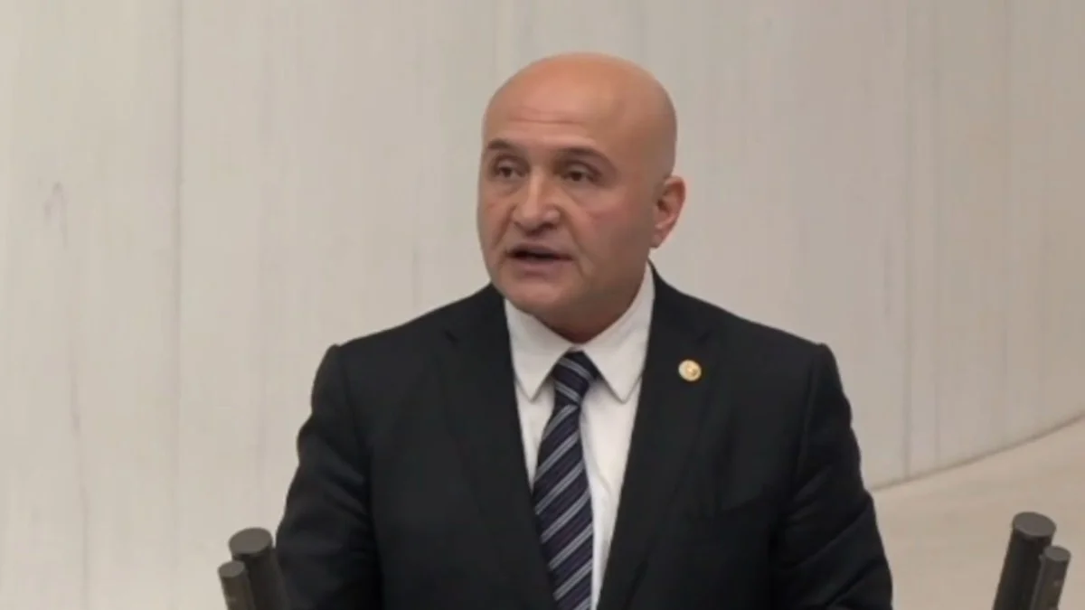 Erhan Usta: ‘Milyonlarca çiftçiye 235 milyar, beş müteahhide 296,8 milyar lira’
