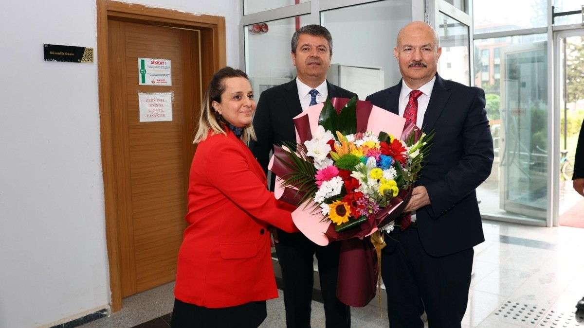 Vali Küçük’ten Başkan Tutdere’ye iadeiziyaret