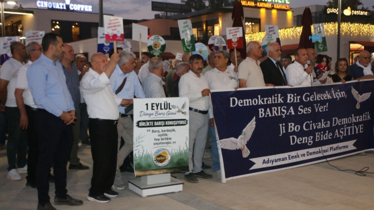 Adıyaman’da 1 Eylül yürüyüşüne izin verilmedi: Barış çağrısı Kent Meydanı’ndan yükseldi - Videolu Haber