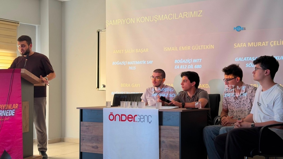 YKS Türkiye birincileri Adıyaman ve Kahta’da öğrencilerle buluştu